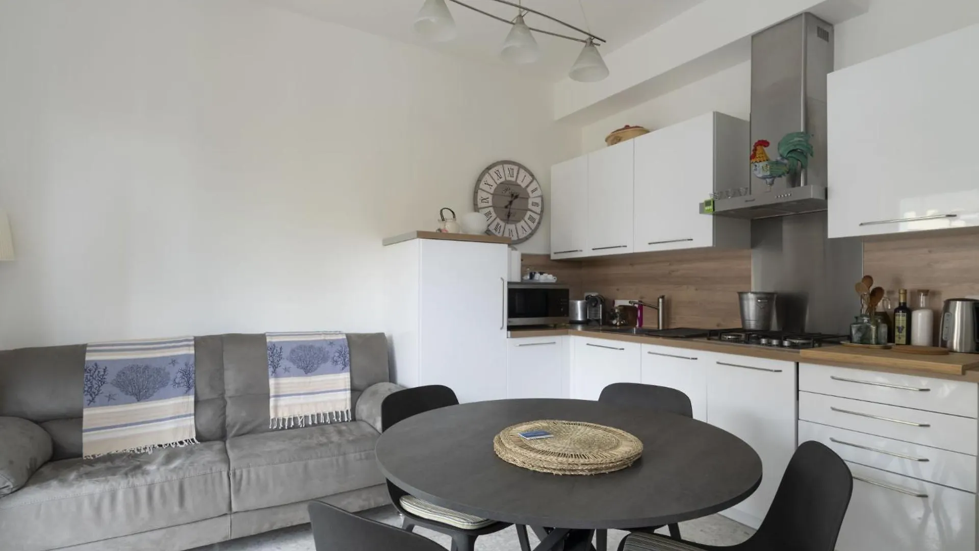 Apartment Epine By Interhome Riva Ligure 0*,